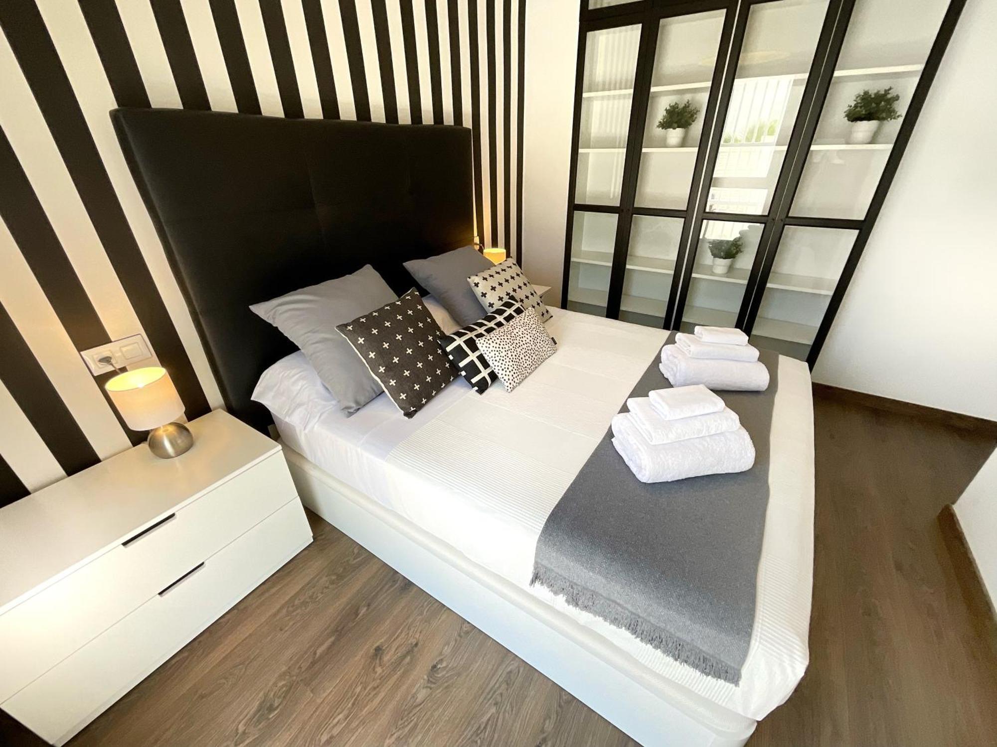 Ks Toyo Golf - Kaleria Suites Retamar  Extérieur photo